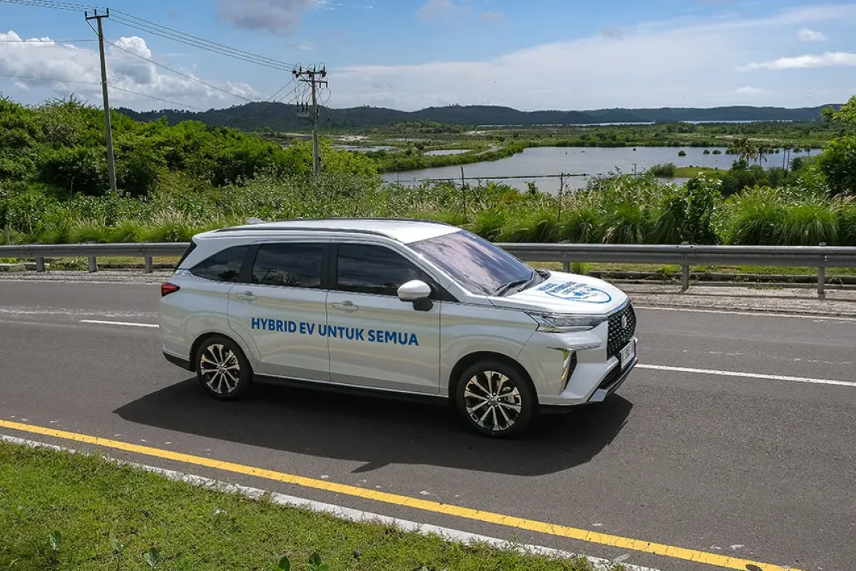 New Veloz Hybrid EV: Inovasi Masa Depan atau Masih Butuh Penyesuaian?