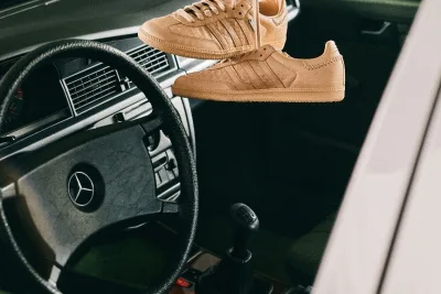 Adidas Samba OG x Mercedes-Benz: Sneaker Mewah Berjiwa Otomotif