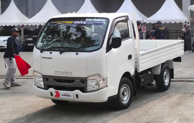 Review Isuzu Traga AC di GIIAS 2026, Kabin Sejuk dan Fitur Telematika Canggih
