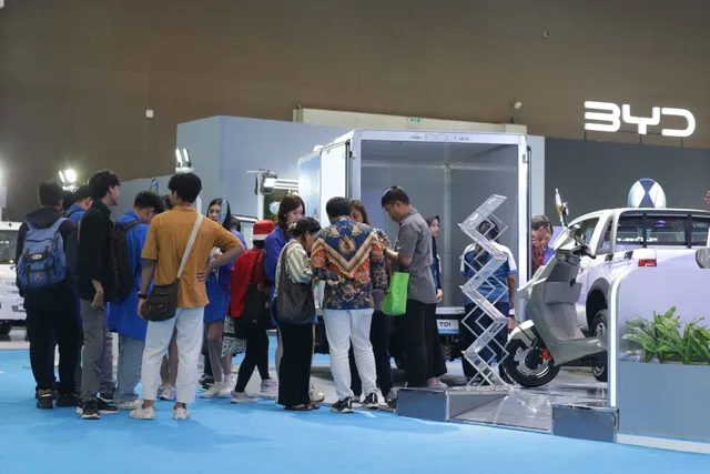 PEVS 2025 Hadirkan Edukasi Kendaraan Listrik di Hari Pendidikan Nasional