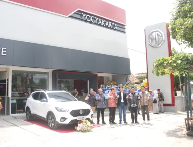 MG Resmikan Jaringan Dealer 3S di Yogyakarta dan Sukabumi