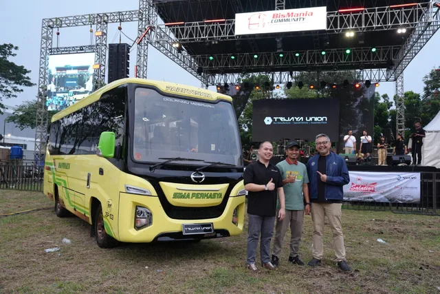 Hino Serahkan Unit Hino Bus 115 SDBL kepada PO. Sima Perkasya di Jamnas Bismania 2026