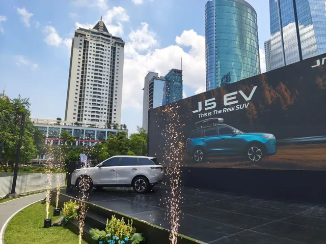 Jaecoo Resmi Rilis J5 EV, Harganya Bikin Kaget