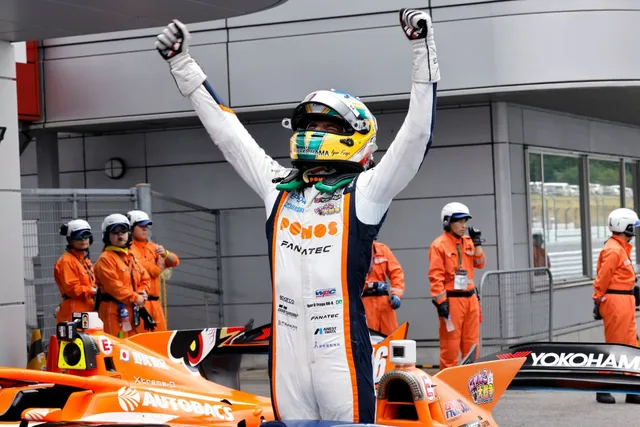 Igor Omura Fraga Raih Kemenangan Pertama di Super Formula 2026