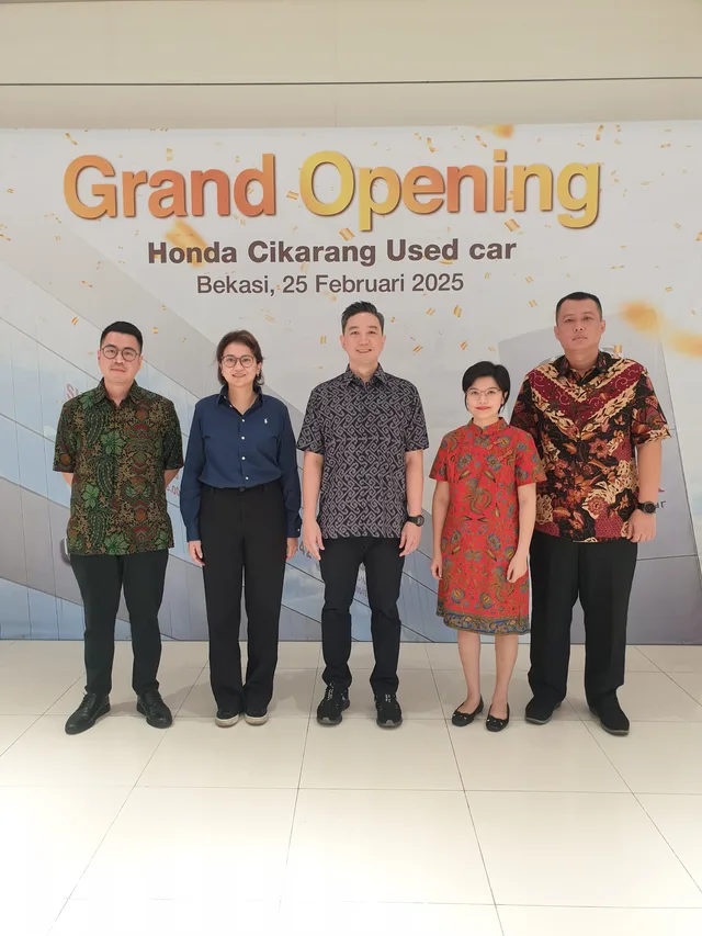 Honda Resmikan Dealer Mobil Bekas Bersertifikasi Pertama di Cikarang