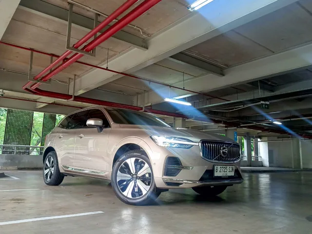 Review Volvo XC60: Impresif di Berbagai Aspek