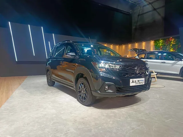 Suzuki XL7 Alpha Kuro Ternyata Punya Tiga Pilihan Warna Eksterior