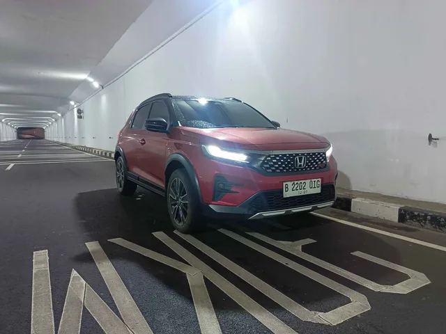 Review Honda WR-V RS: Crossover Stylish yang Juga Allrounder