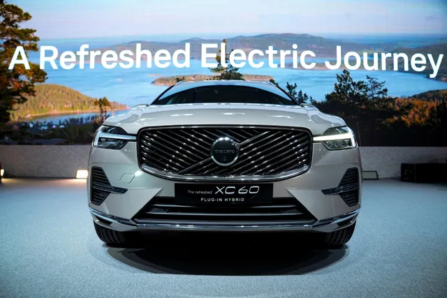 Harga Volvo XC60 PHEV Turun, Alasannya Karena Ini