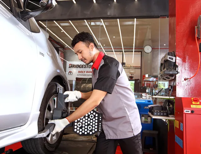 Mudik Telah Usai, Waktunya Periksa Ban Mobil