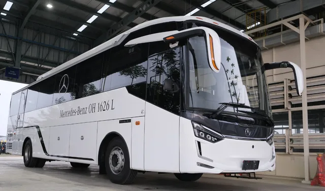 Mercedes-Benz OH 1626 L Euro 5 Rakitan Cikarang Resmi Diekspor ke Thailand