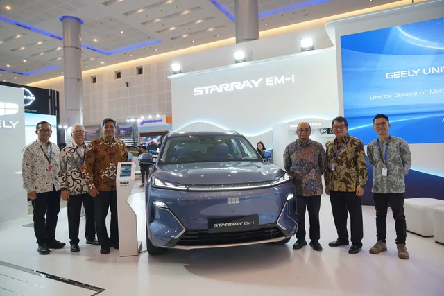 Geely Buka Pre-Book Starray EM-i di GIIAS Surabaya 2025