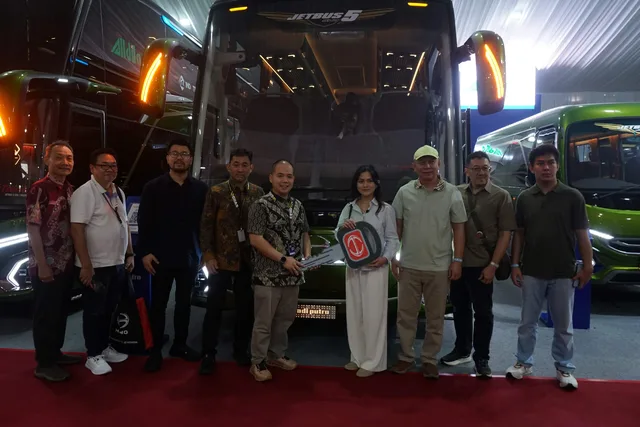 GIIAS 2026: PO Efisiensi dan PO Kairos Borong Bus Baru Hino