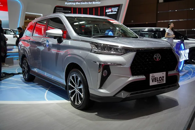 Ini Harga Resmi Toyota Veloz Hybrid, Termurah di Rp 300 Jutaan
