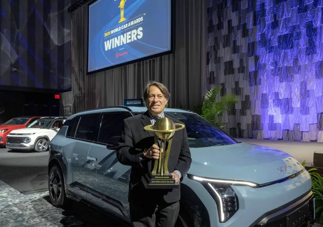 Kia EV3 Raih Penghargaan World Car of the Year 2025