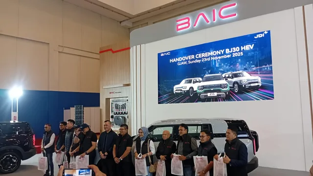 BAIC Mulai Distribusi Perdana: 100 Unit BJ30 Hybrid Resmi Diserahkan ke Konsumen