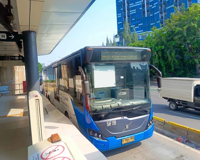TransJakarta Digratiskan Selama Sepekan, Begini Kondisinya di Hari Pertama