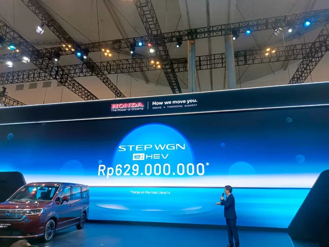 Saat Ini, Honda Step WGN e:HEV Jadi Mobil Paling Terjangkau di Kelas High MPV