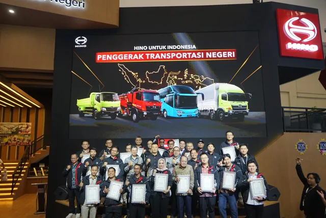 Hino Gandeng Karoseri Lokal, Hadirkan Truk dan Bus Lebih Aman di GIIAS 2026