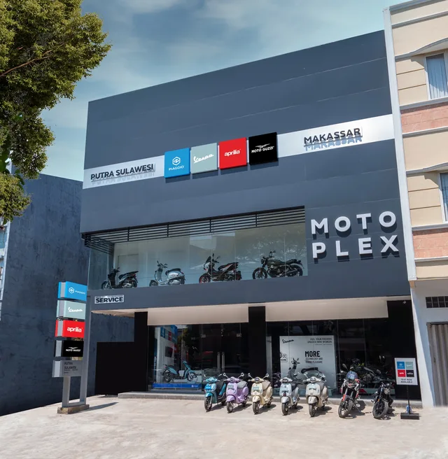 Piaggio Indonesia Hadirkan Dealer Motoplex Empat Brand di Makassar