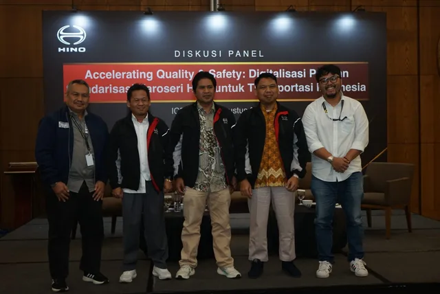 Hino Bikin Truk dan Bus Makin Aman Lewat Digitalisasi Karoseri di GIIAS 2026