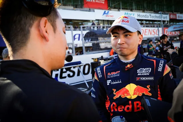 Ayumu Iwasa Raih Kemenangan Pertama di Ajang Balap Super Formula