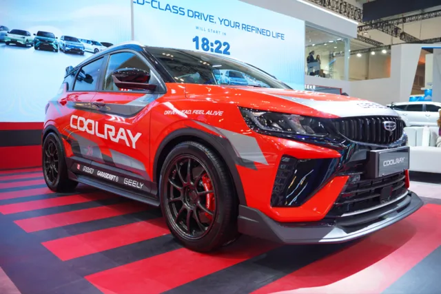 Geely Coolray X Garasi Drift Tampil Ganteng di GIIAS 2026, Siap Kencang dan Harian!