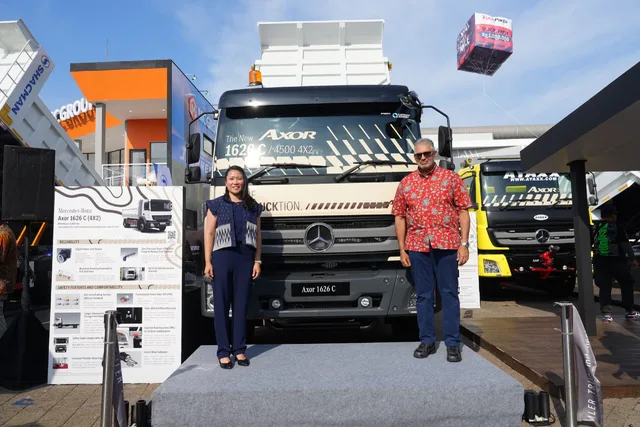 DCVI Luncurkan Truk Mercedes-Benz Axor 1626 C di Construction & Mining Indonesia