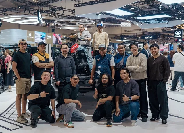 Keren! Motor Listrik Indomobil Tyranno X 'Digendong' Nissan Navara di GIIAS 2026, Siap Diajak Petualang