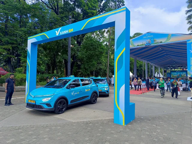 Layanan Taksi Listrik Xanh SM Resmi Layani Konsumen di Jakarta
