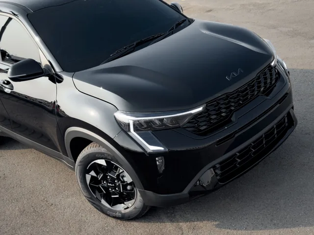 Tampil Lebih Garang dan Eksklusif: Kia Rilis 'Limited Black Edition' untuk Carens dan Sonet di GIIAS 2026
