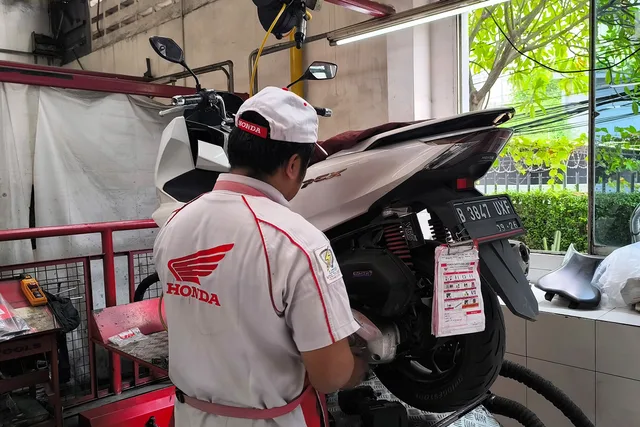 Servis Motor Matic Honda di AHASS di Bulan Ini, Ada Potongan Jasa Servis Menanti